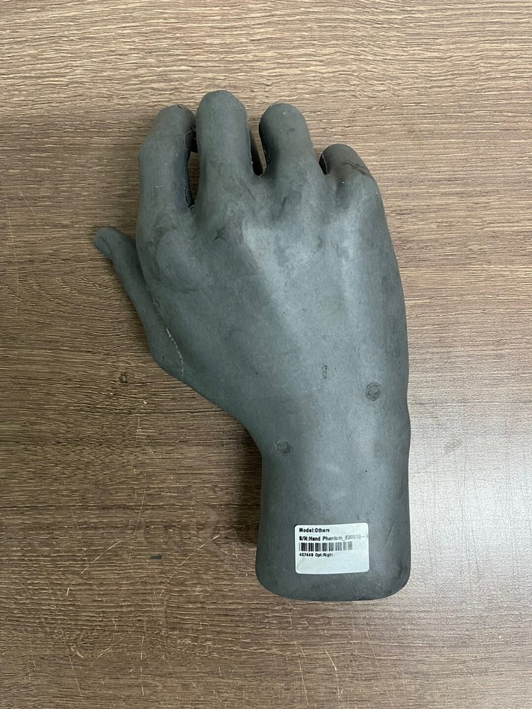 Unbranded Hand Phantom : Right Hand phantom (3)