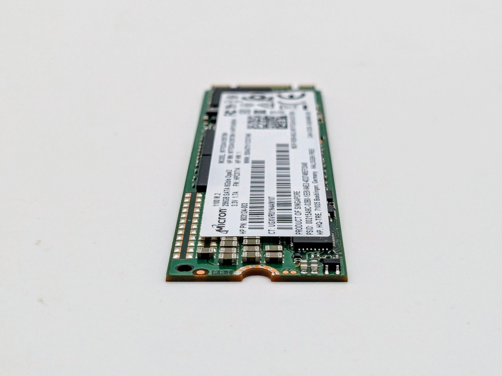 Micron 1100 MTFDDAV256TBN 256 GB M.2 2280 80mm Solid State Drive