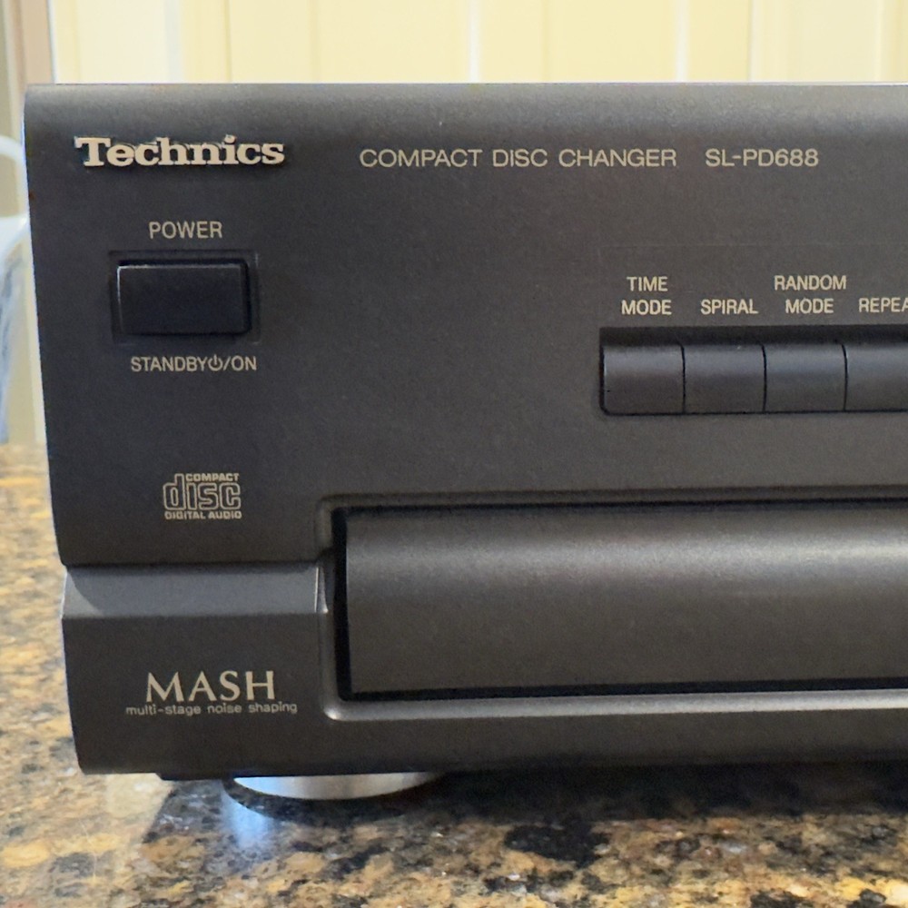 TECHNICS SL-PD888 5 Compact Disc Changer MASH CD Player 30 Day Guarantee
