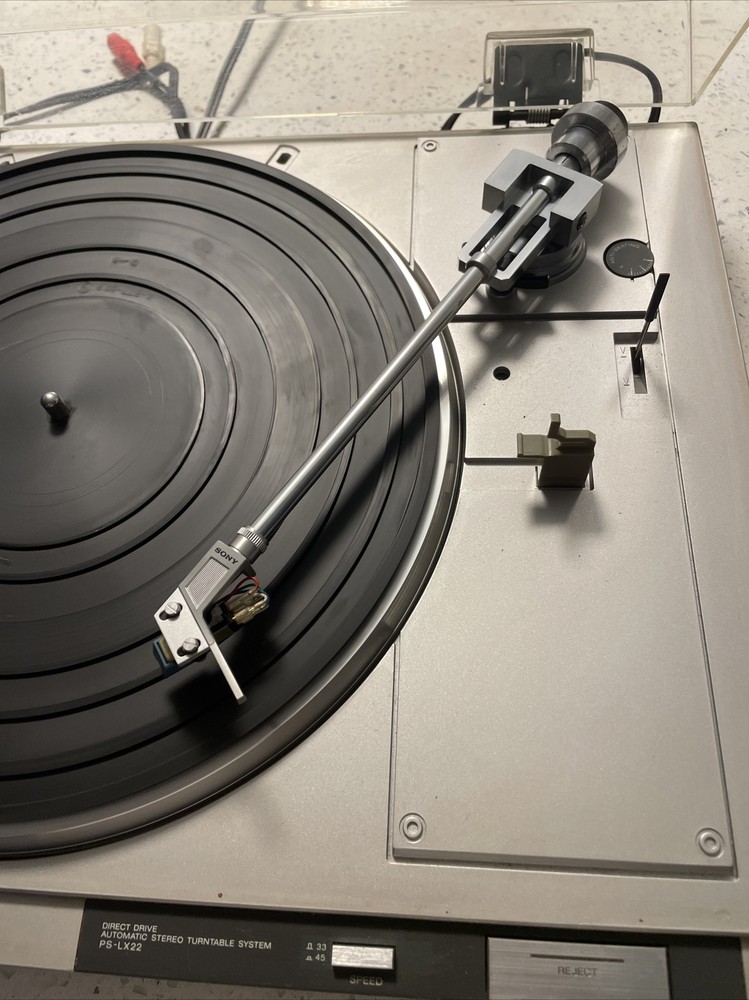 SONY PS-LX22 STEREO TURNTABLE SYSTEM RECORD PLAYER WITH MANUAL