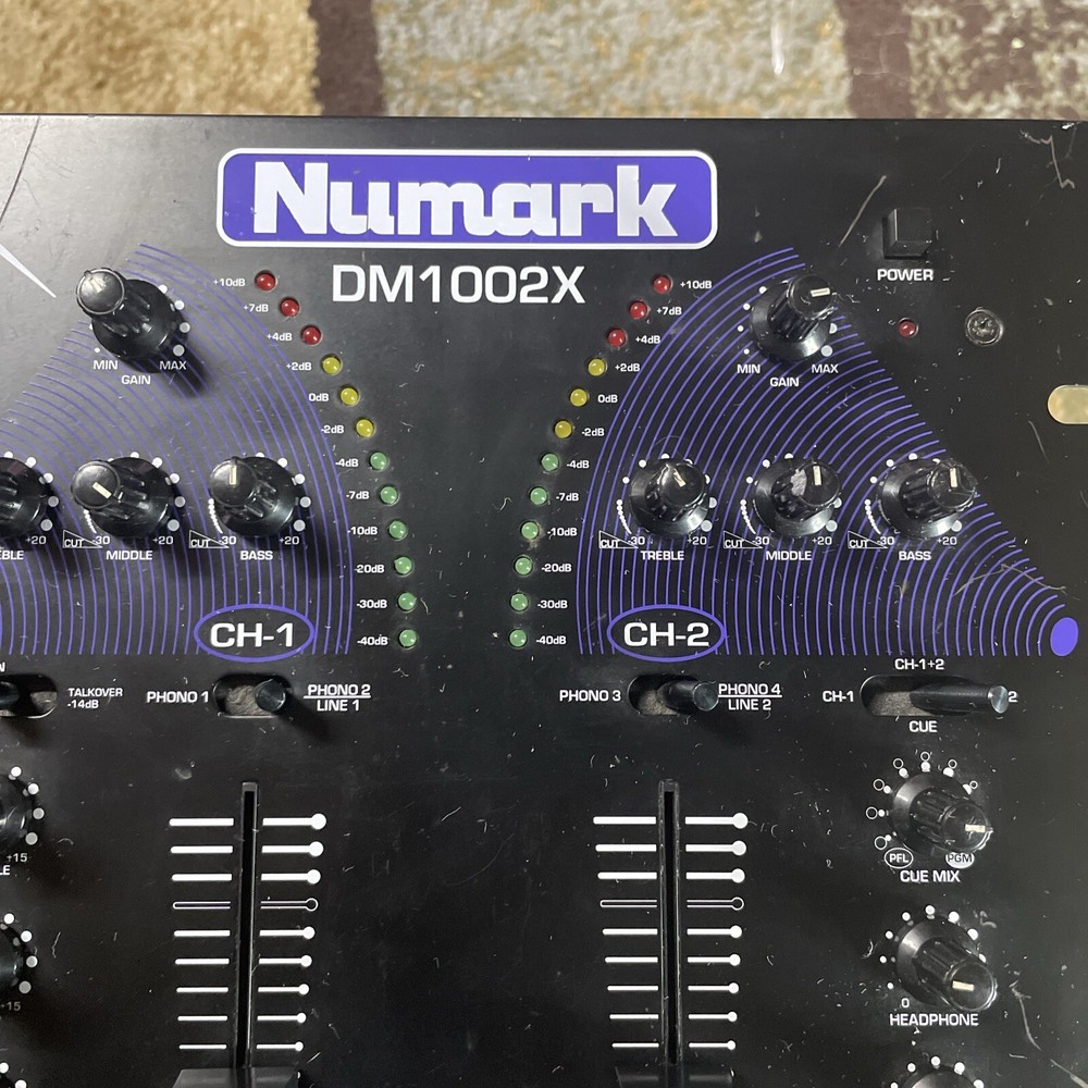 Numark DM1002X DJ Scratch Mixer Stereo 4 Phono Preamp 2 Line UNTESTED