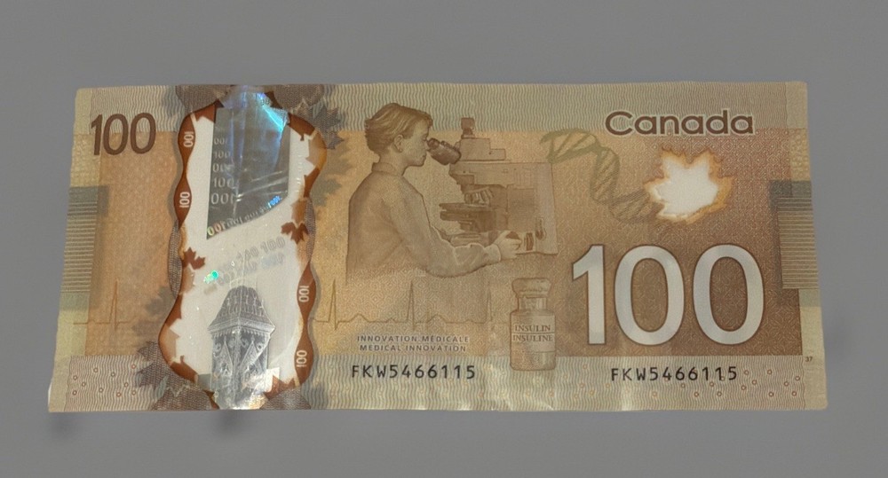 100 Canadian Dollars (CAD) – Circulated –
