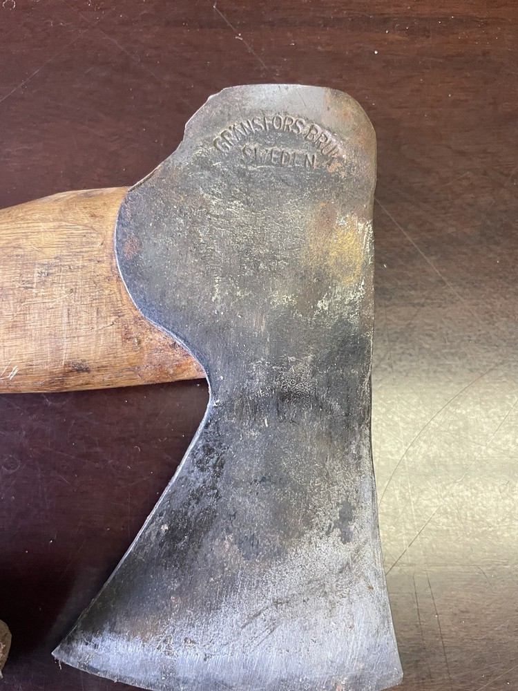 gransfors bruks AB axe with sheath