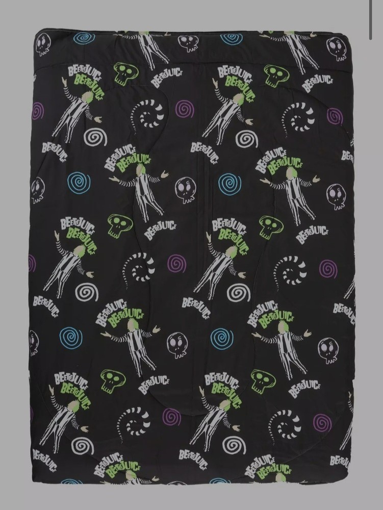 HTF New Official 2019 Beetlejuice Comforter. Pillowcases Set