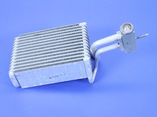 A/C Evaporator Core Mopar 68057709AA