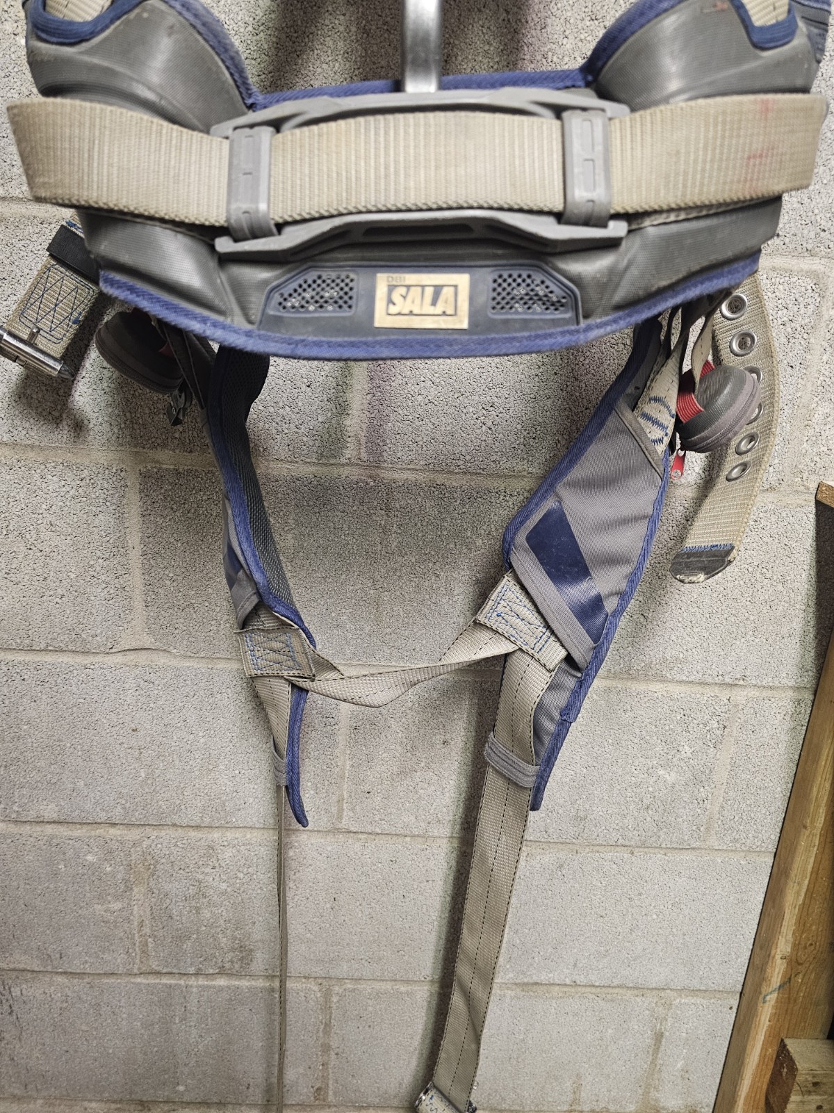 3M DBI-SALA EXOFIT STRATA XL FULL BODY HARNESS FALL PROTECTION 1112538 XL BELT