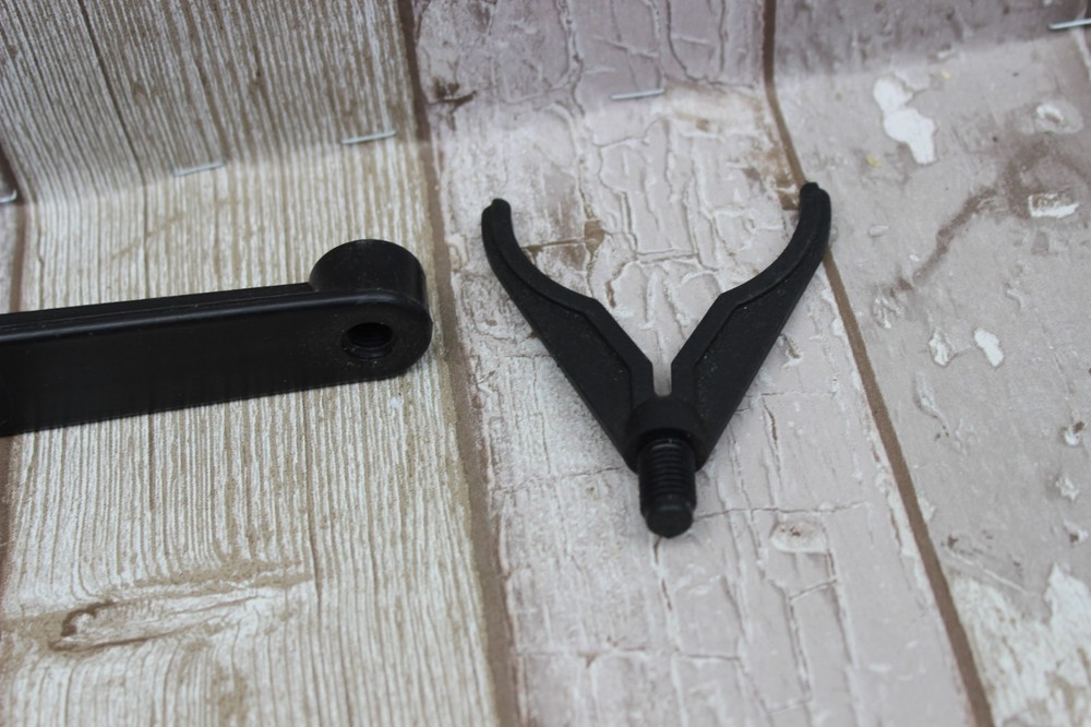 Shakespeare Seatbox Side arm rod rest