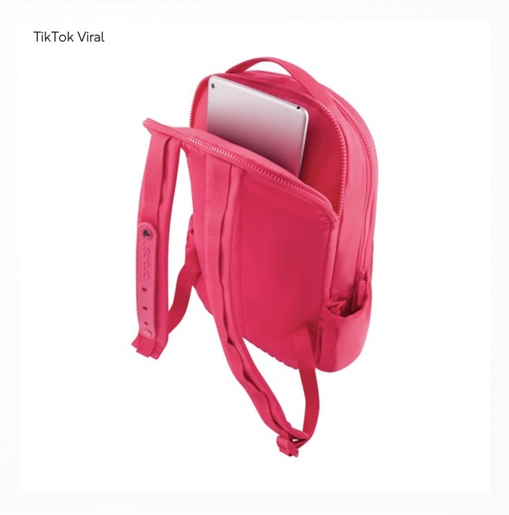 Crocs Unisex Classic Backpack Dragon Fruit