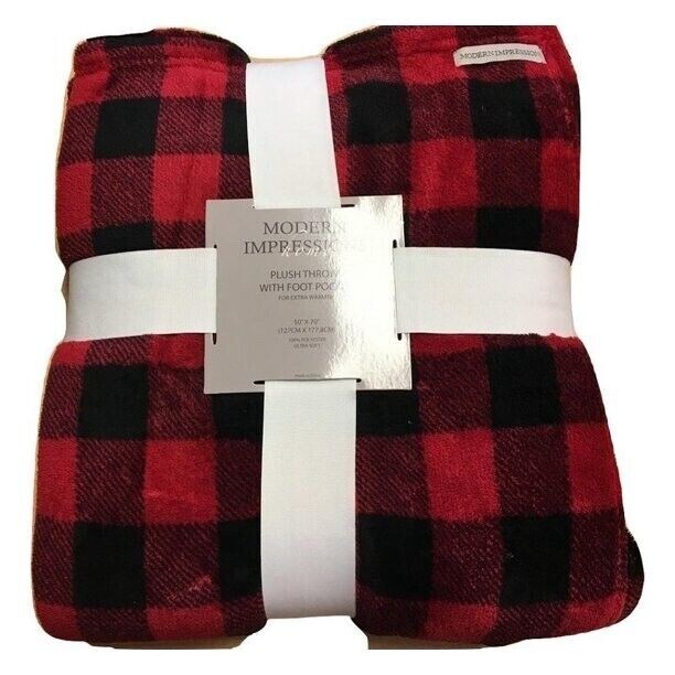 MODERN IMPRESSION HOME PLUSH THROW W/ FOOT POCKET, RED/BLACK *DISTRESSED PKG