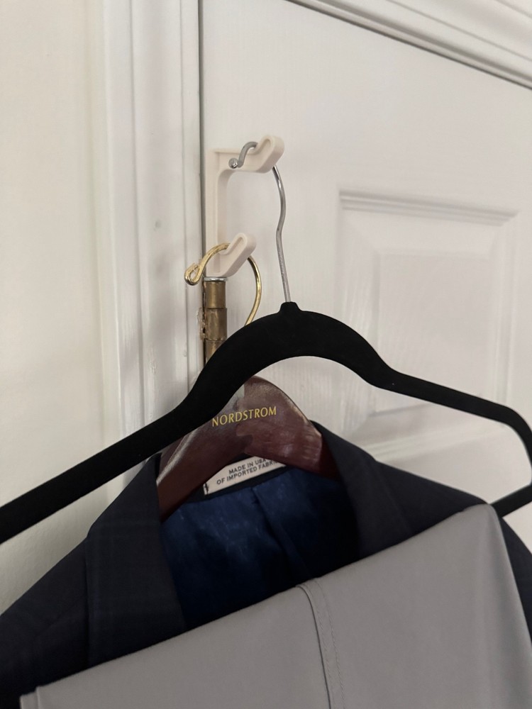 space saving clothes hangers