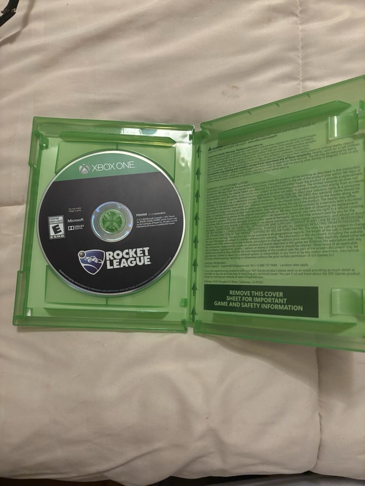 XBOX ONE (comes with games)