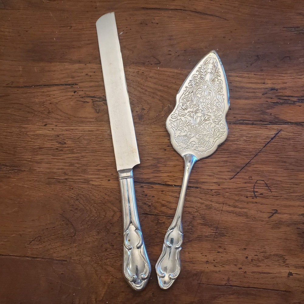Vtg Royal Limited Silverplate 15” Cake Knife & 12” Cake Server