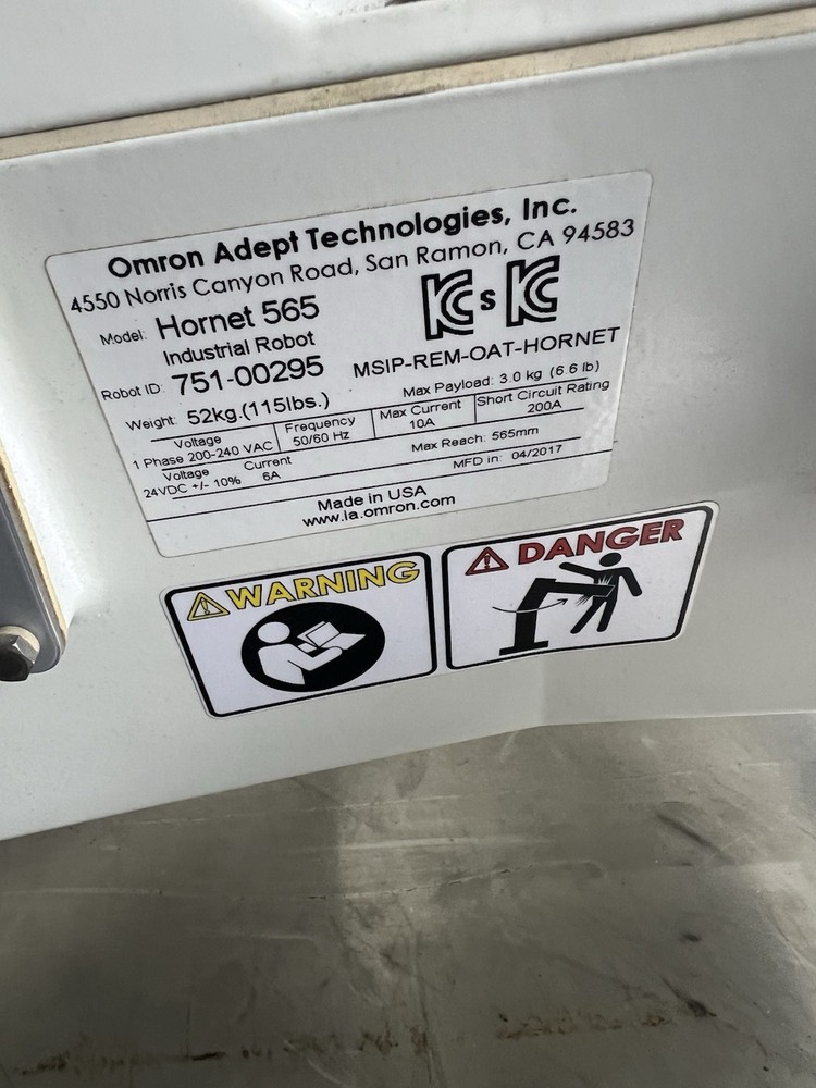 2017 Adept Omron Hornet 565 High Speed Picking Picker Robot