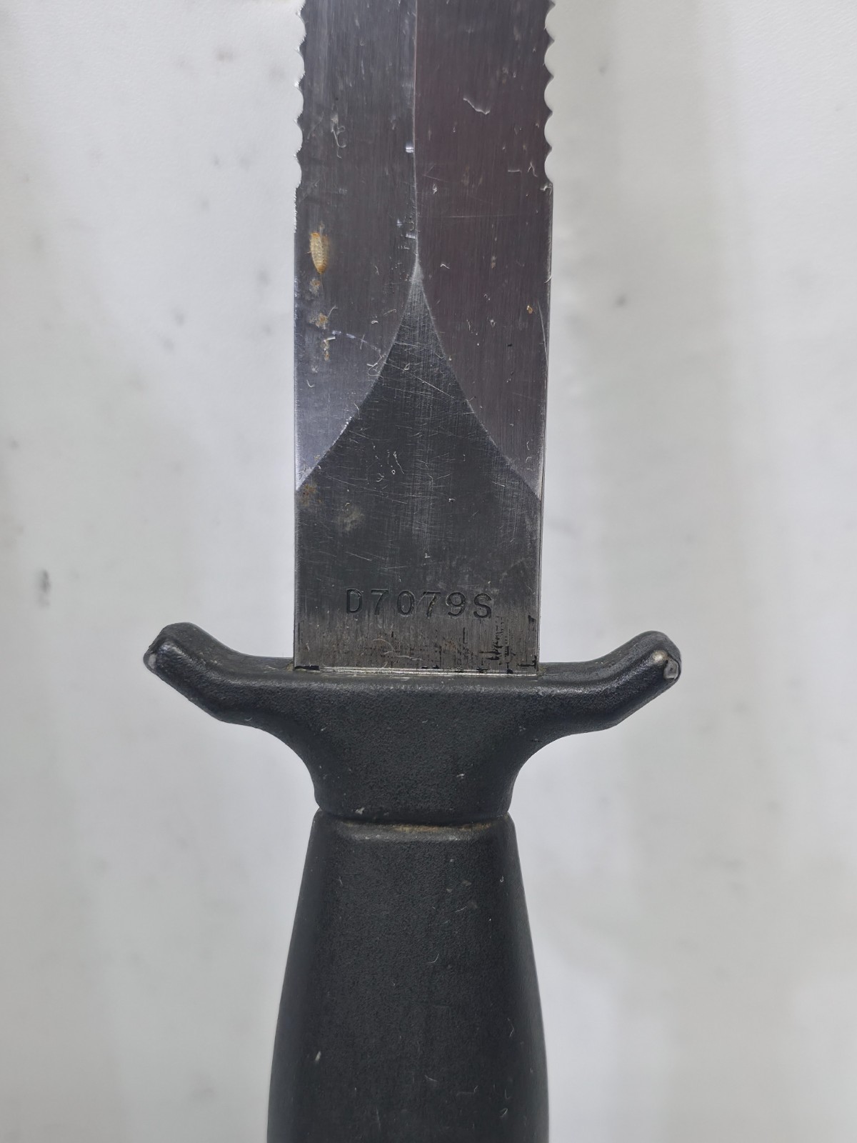 US Gerber Fighting Knife Dagger w/ Sheath