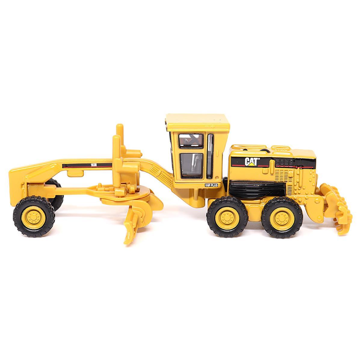 Diecast Masters 1/87 Cat CT660 Day Cab Lowboy Trailer & 163H Motor Grader 84414