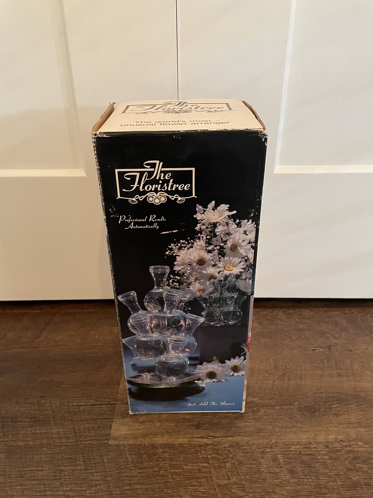 The Floristree Lieba Inc 1981 Glass Beaker Vase Floral Arrangement VTG