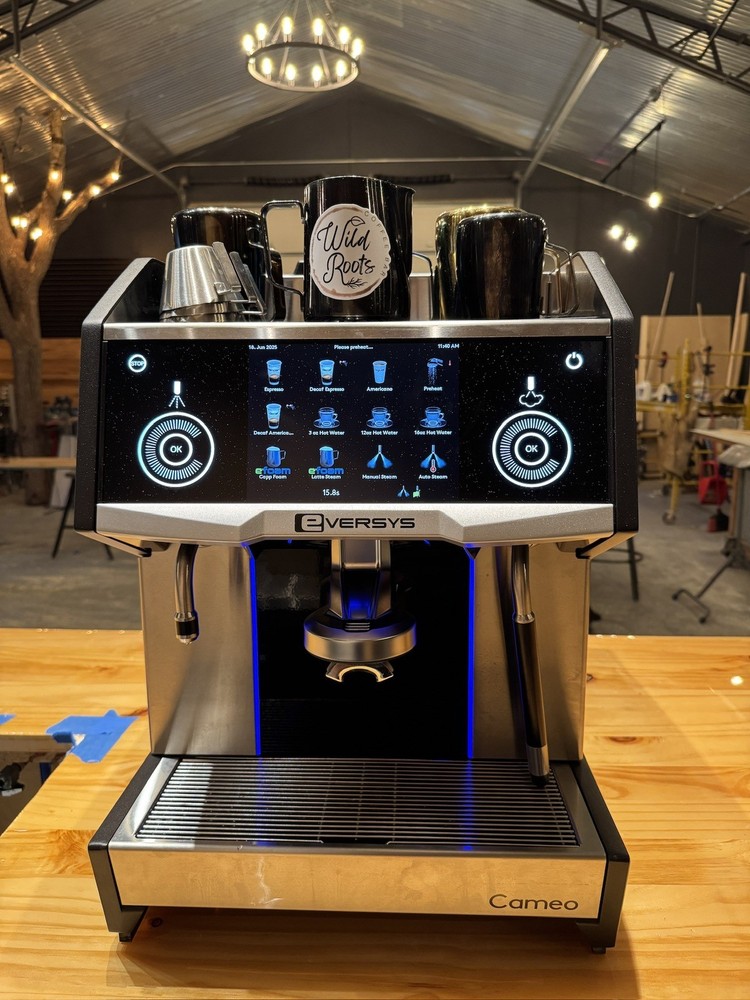 Eversys Cameo Superautomatic Espresso Machine Classic C2m