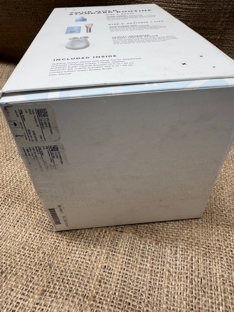 NuFACE Trinity Limited Edition Microcurrent Skincare Regimen Set *Open Box