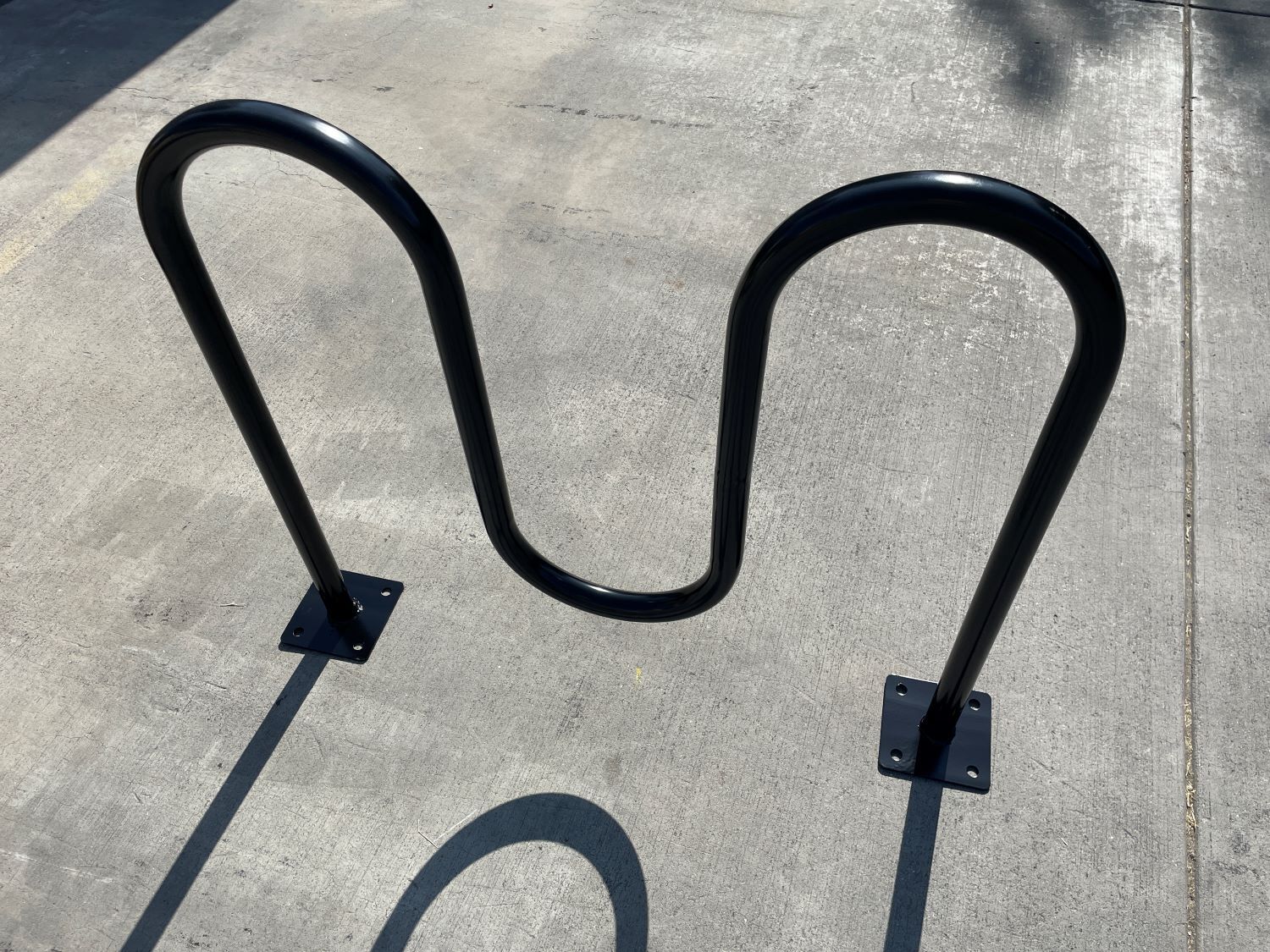 Sandbaggy Commercial Dual Loop Wave Bike Racks - In Ground - 5 Bike Capacity