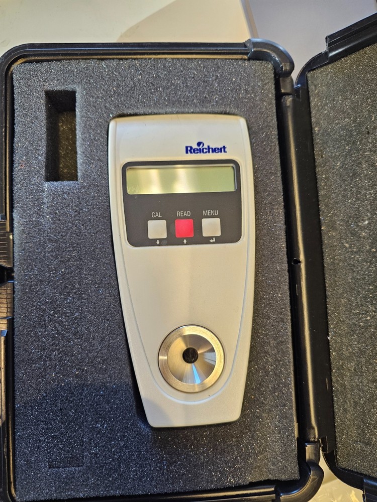 Reichert AR200 Refractometer
