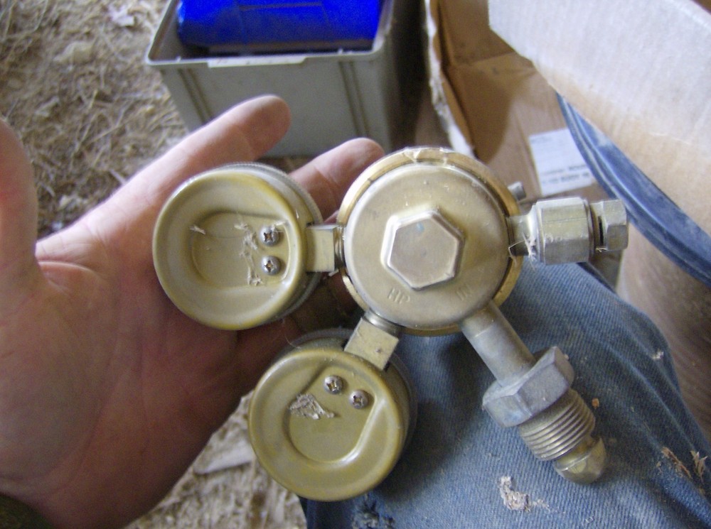 SMITH? KY22291 FLOW GAUGE REGULATOR