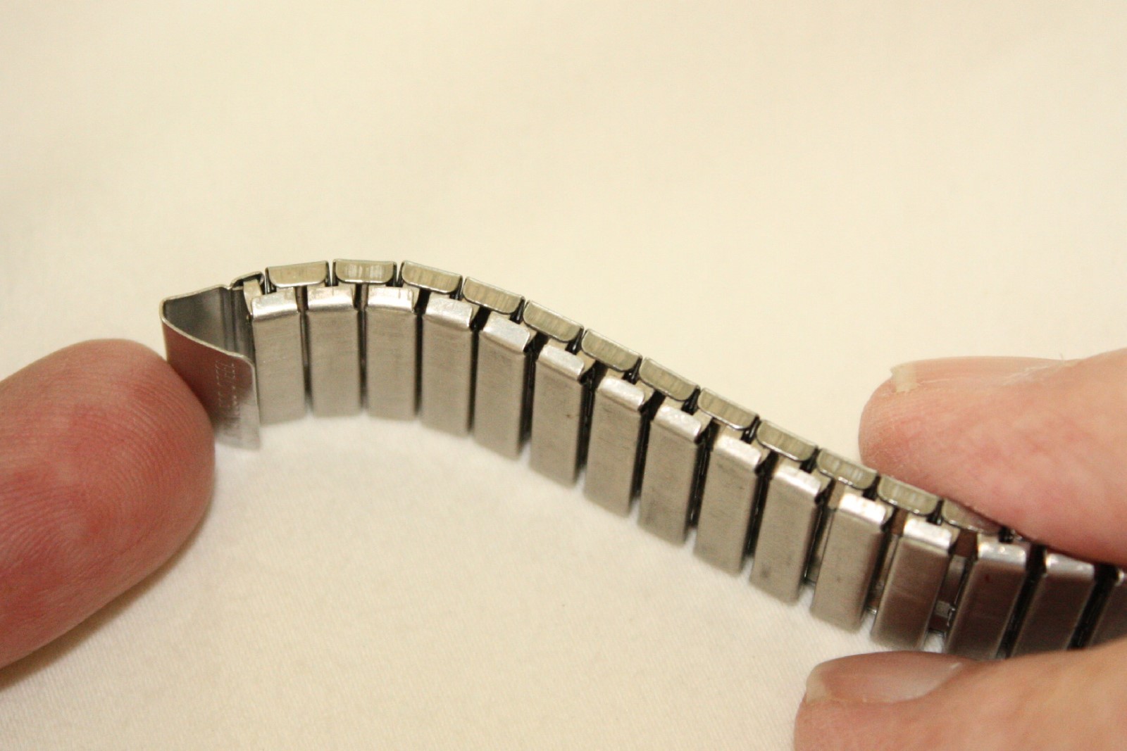 Mens Replacement Stretch Expansion Watchband for Native American Watch Tips