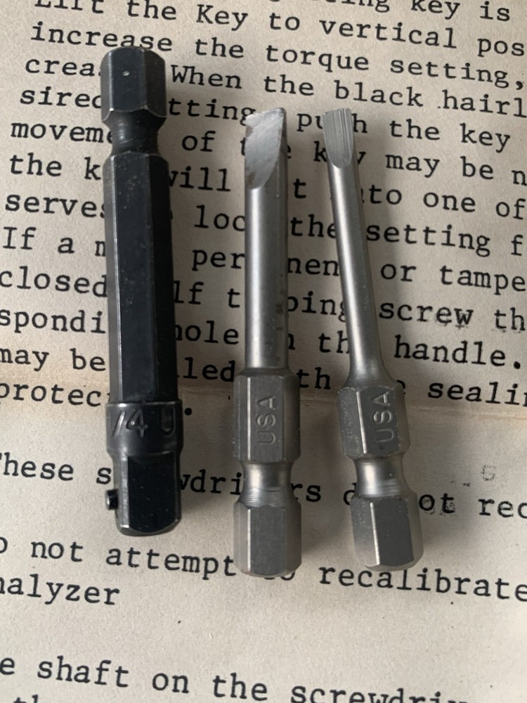 Klein 57035 Torque Screwdriver w Bits Adjustable 1/4” Hex USA Tool