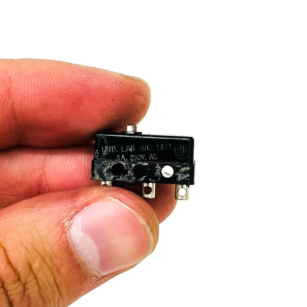 Unimax 2LM-E Micro Switch Snap Action, 5A, 250V, AC