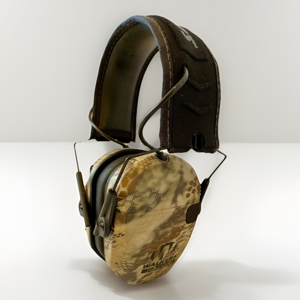 WALKERS RAZOR Camo Electronic Earmuff Hearing Protection Adjustable Comfortable