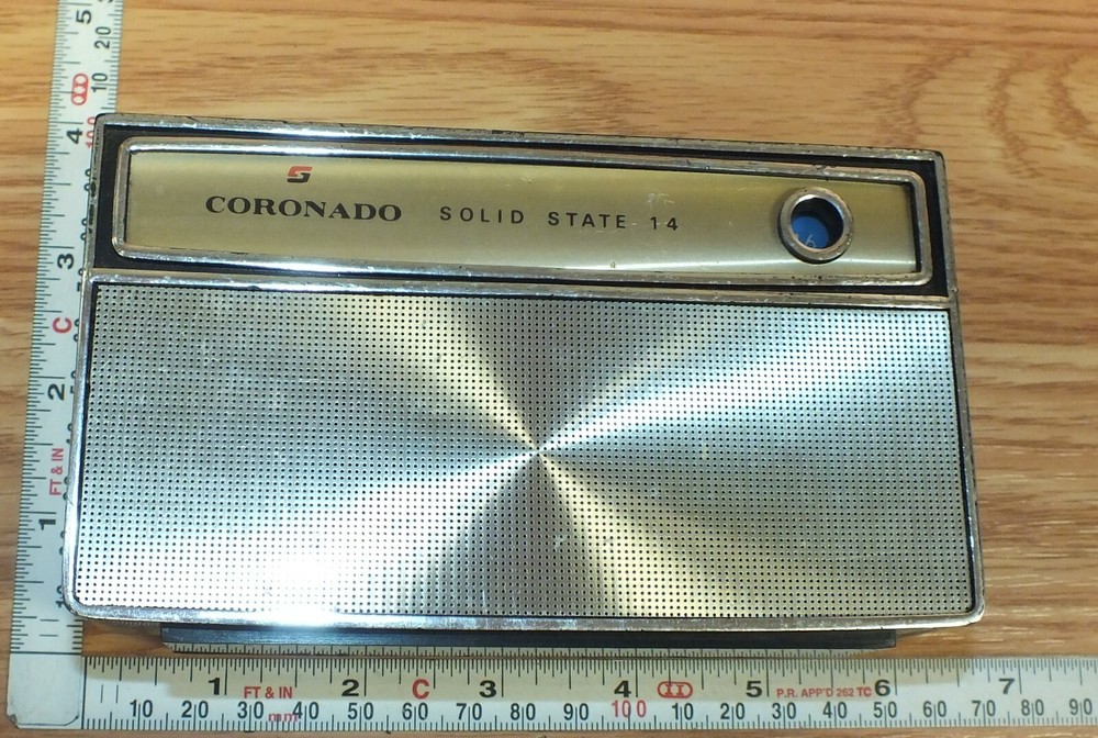 Vintage Coronado (43-5227) Solid State 14 Signal Radio **READ**