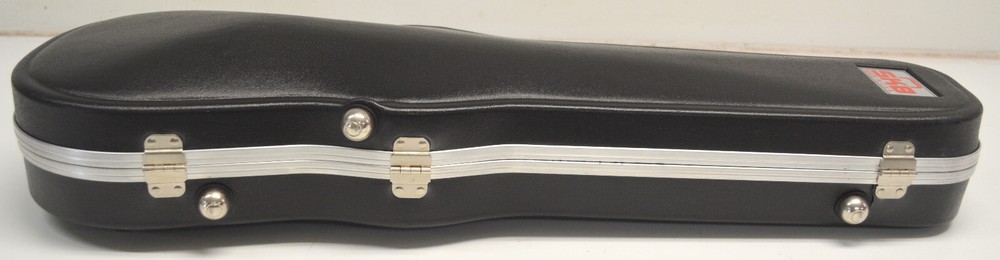 USED SKB 1/2 SIZE VIOLIN CASE