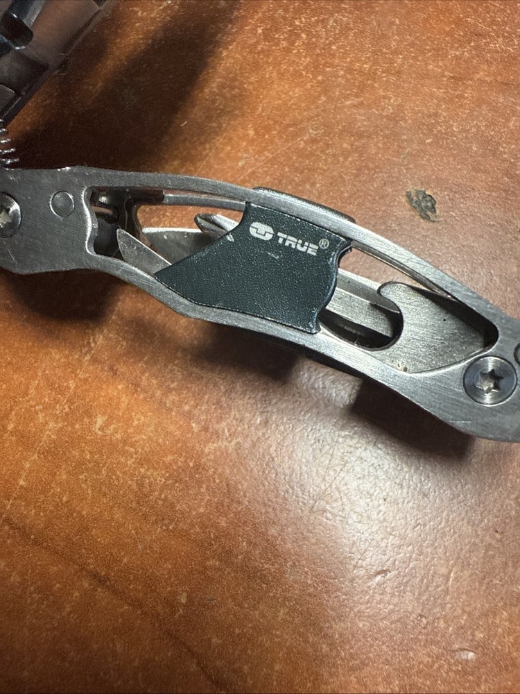 True TU194 Utility Frame Work Mini 9 In 1 Multitool 3” Length Slightly Use