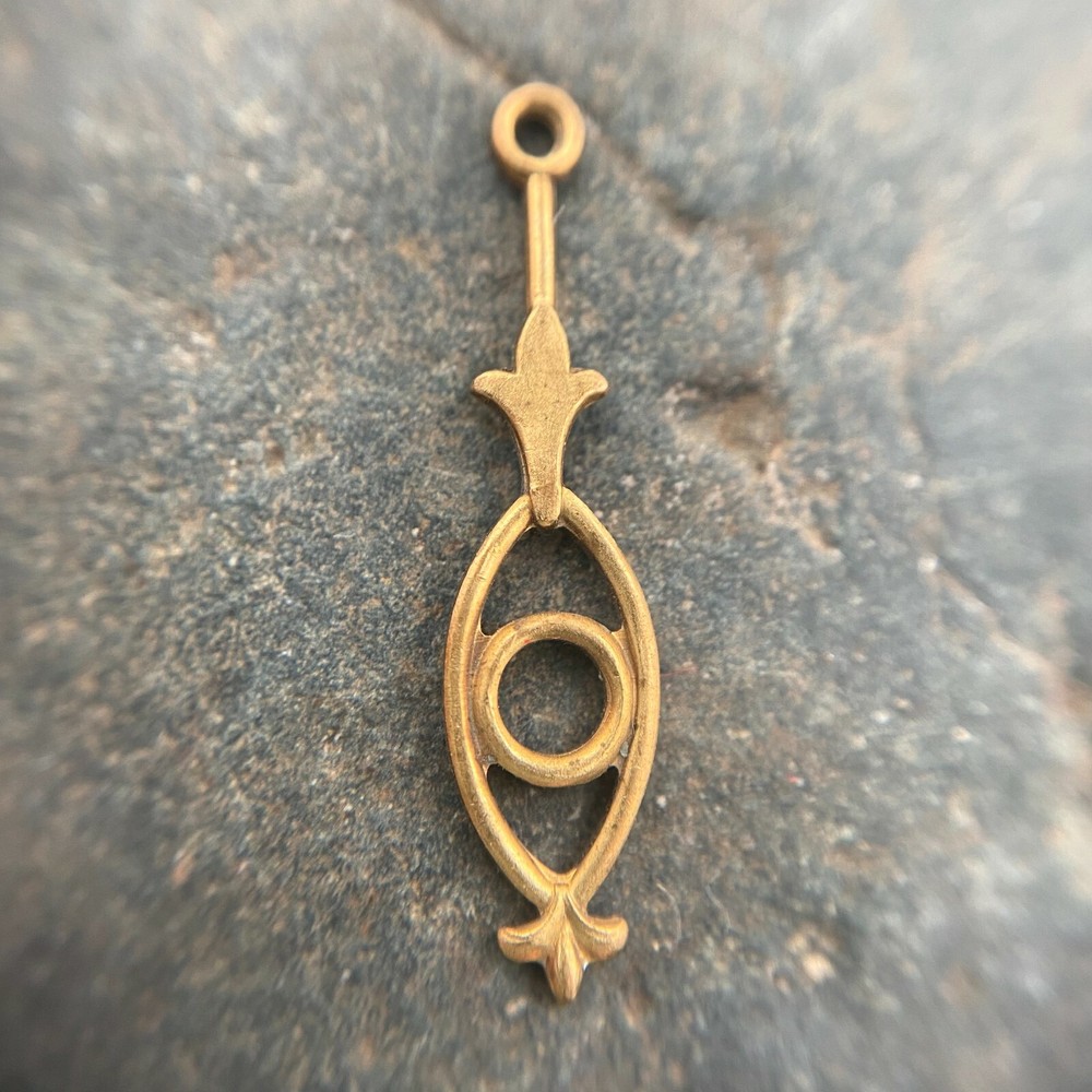6 Vintage Brass Drops (BP89)