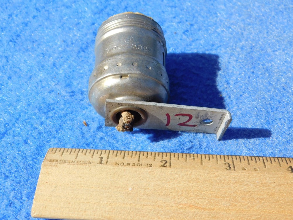 1941 Wurlitzer 850 Lamp Socket Assembly type 12, behind program holder