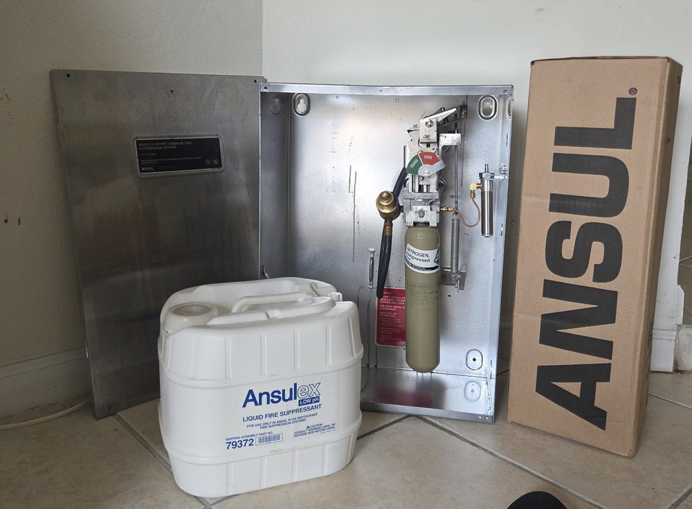 ANSUL R-102 Fire Suppression System Ansulex Liquid Tank Control Head