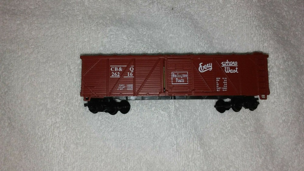 Life-Like Bundle 3 Box Cars HO Scale