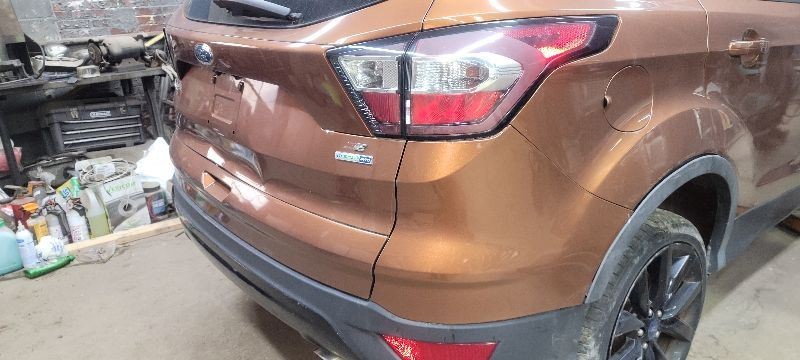 2017 Ford Escape Key Fob Remote 3 Button Key Mounted