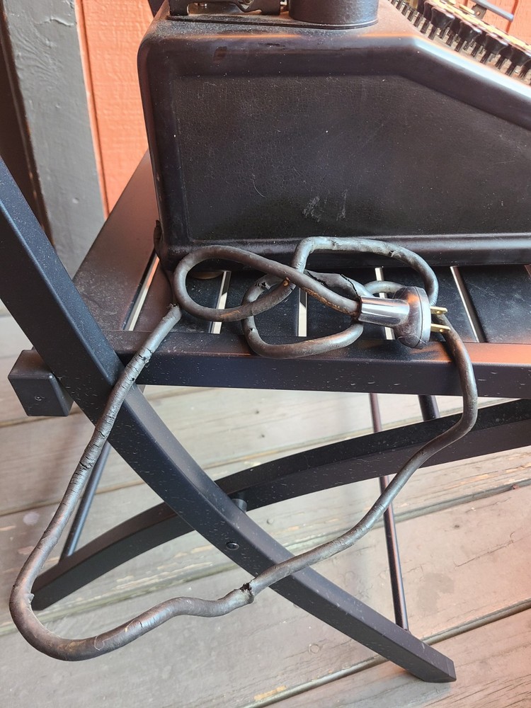 Vintage Burroughs Electric Adding Machine Not Fully Operational