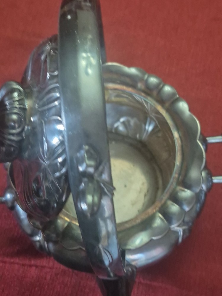 Pairpoint Silver Co Art Nouveau Quadruple Plate Tilting Tea Pot