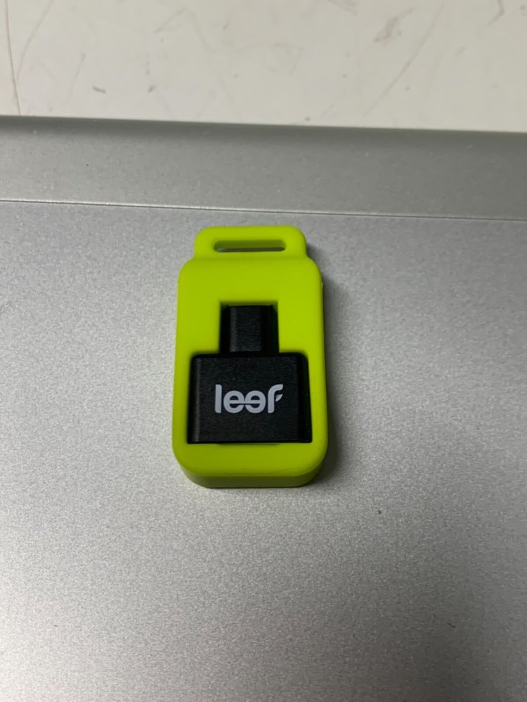 Leef iAccess 3 iOS microSD Card Reader for iPhone and iPad