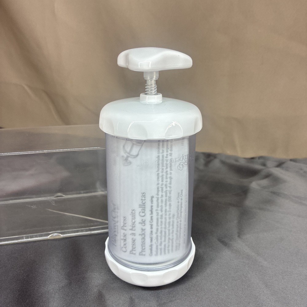 Pampered Chef Cookie Press 1526 With 8 Discs & Instructions
