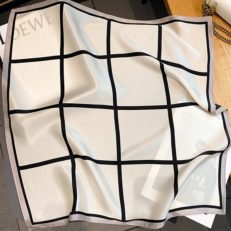 100% Mulberry Silk 27" Square Scarf Women Neckerchief Wrap Fashion Design Check