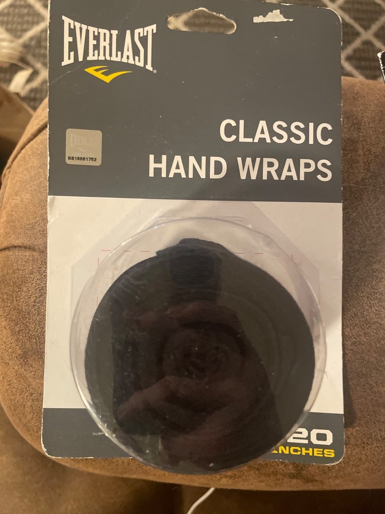 everlast hand wraps -new