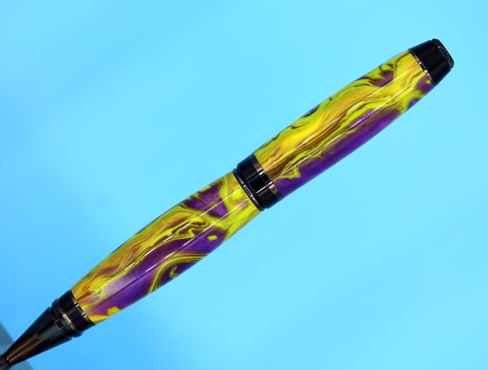 Classic Handmade Cigar Ballpoint Pen – Gunmetal with Goosebumps Color #112