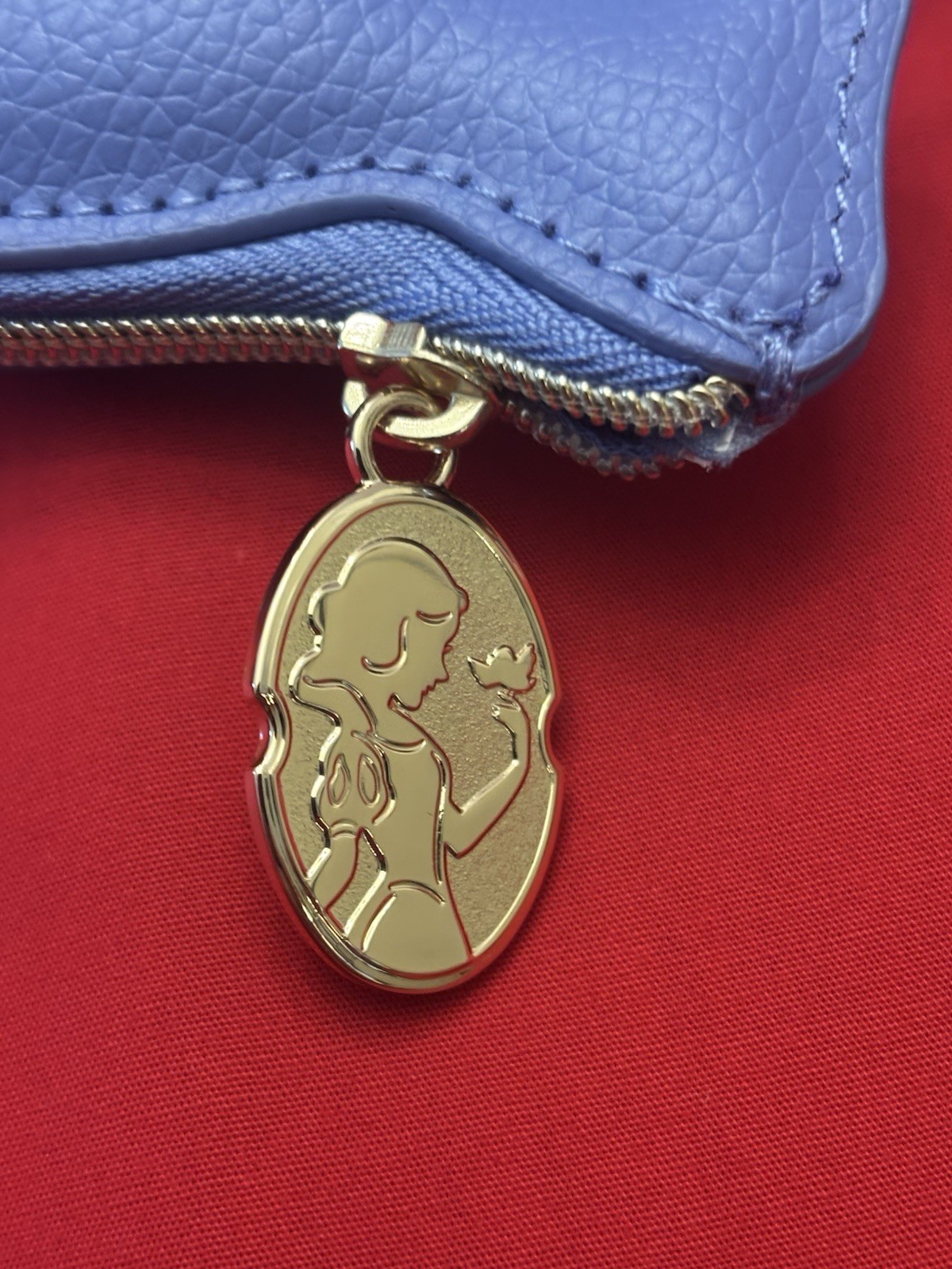 Bath And Body Works Snow White Coin Purse - Blue - New With Tags. Free Shipping