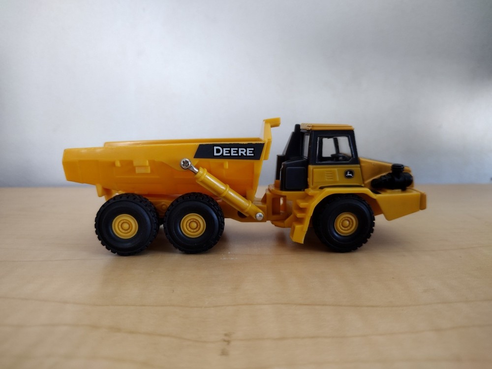 Ertl John Deere Construction Vehicles 1/64 Models