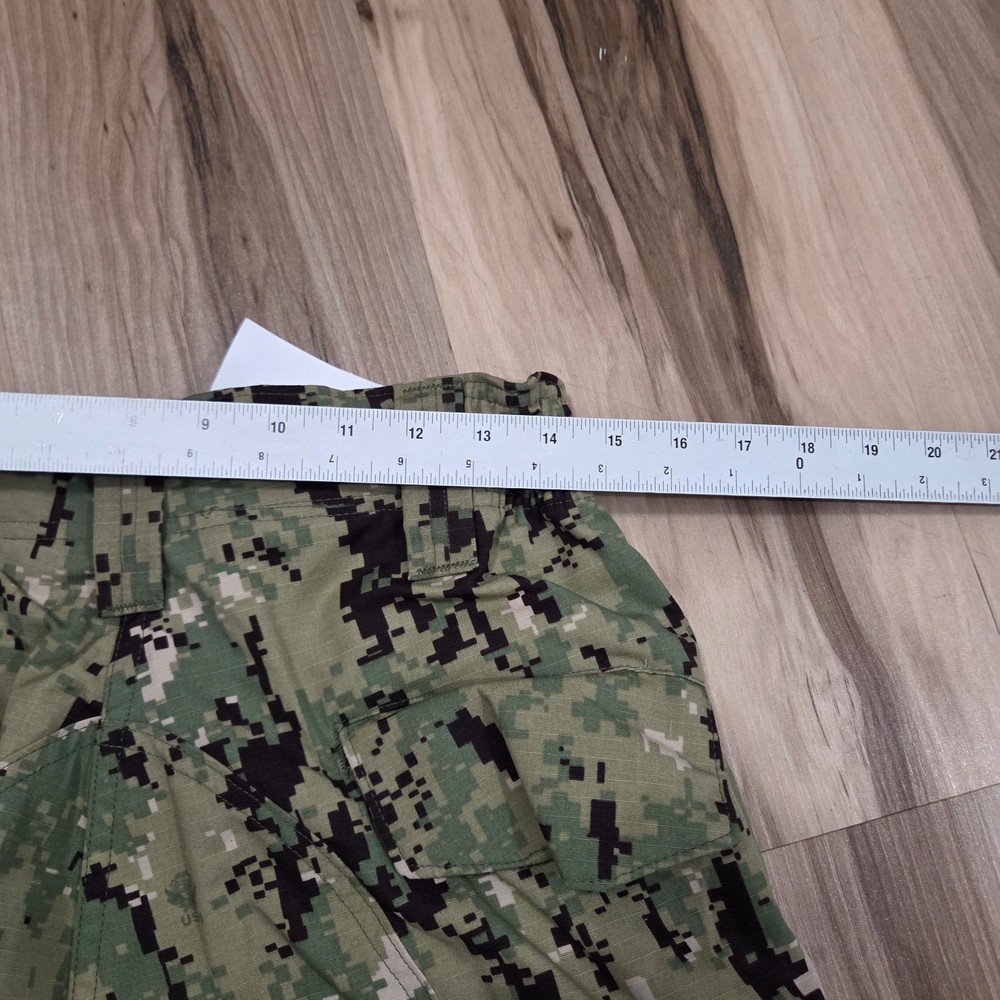 US Navy Nwu Type III Green Digital Trousers Size Medium Regular