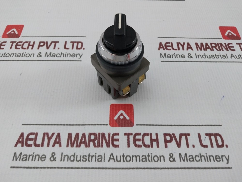 IDEC ASN Selector Switch AC125V/5A AC300V/3A