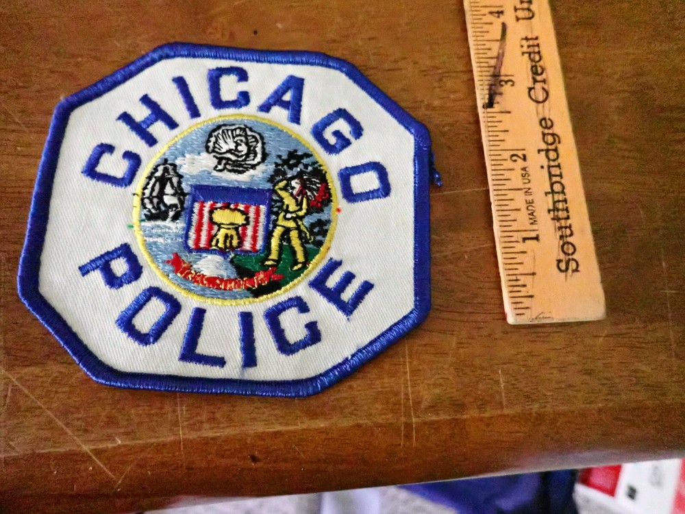 CHICAGO ILLINOIS   VEST PATCH OBSOLETE BX D #3