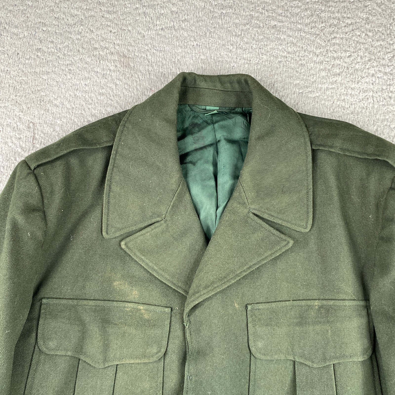 Vintage US Army Ike Jacket Mens 40R Green Wool Military Korean War 1950